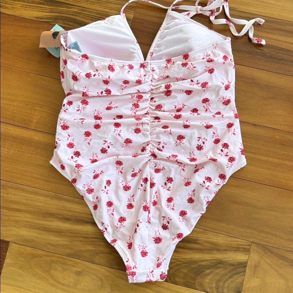 NWT pink swimsuit - Picture 7 of 9